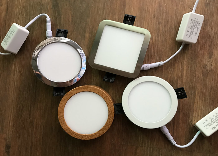 Black Epistar 18w 24w LED Slim Panel Light Surface Mounted Chrom Color 220V 4500K