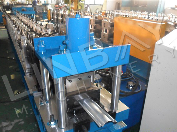 Automatic Security Galvanized Steel Chain Drive Roller Shutter Slat Roll Forming Machine