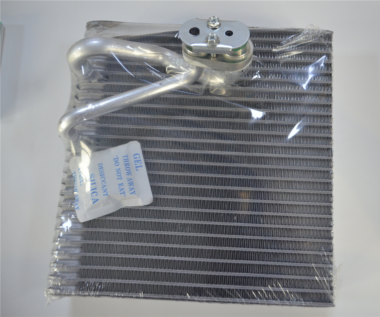 A/C Evaporator Core for Chevrolet Cavalier MONZA Buick Verano 26384961 2019-2024