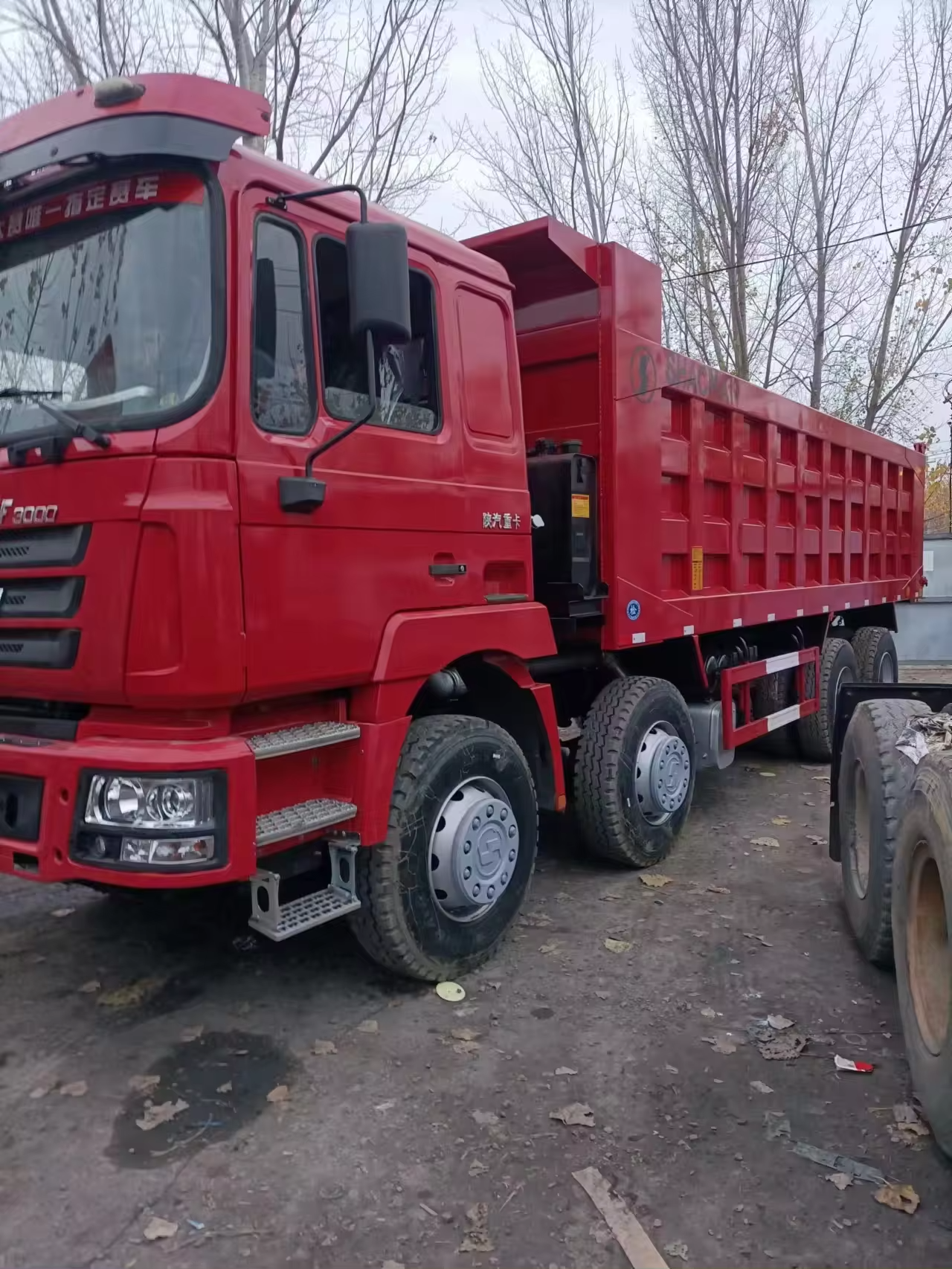 Used Shacman F3000 8x4 Tipper Truck Dump Truck with Refurbished and 10 Forward Shift