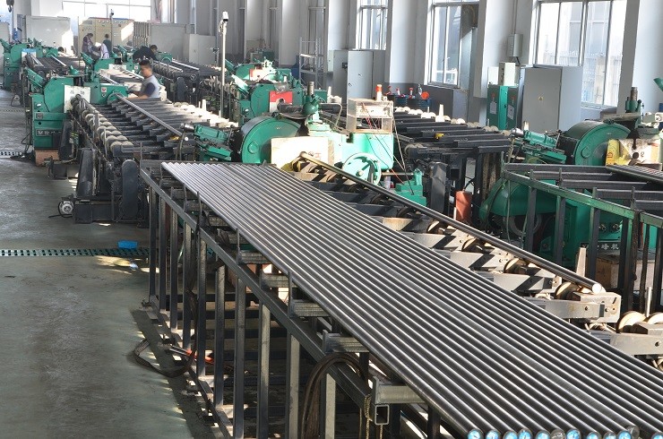 Quenched / Tempered Stainless Steel Rod For Hydraulic Machine