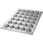 Silver Fluted Aluminium Baking Tray In Microwave Foodservice NSF 26200 Alloy