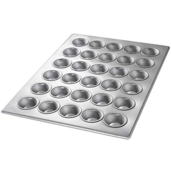 Silver Fluted Aluminium Baking Tray In Microwave Foodservice NSF 26200 Alloy