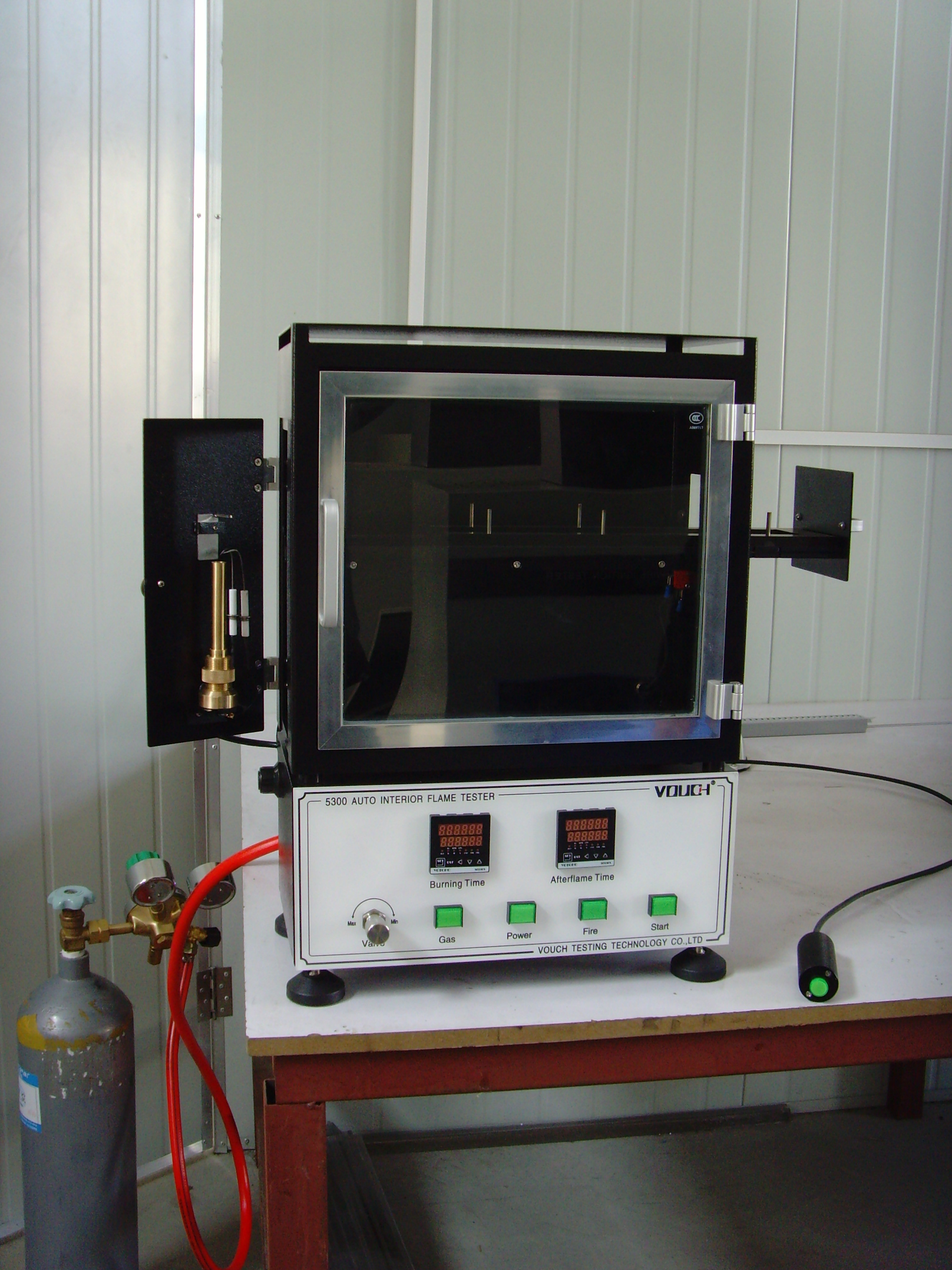 Flammability Test Apparatus For Automotive InteriorParts Testing In Laboratory