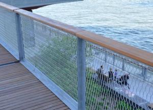 Quality 40 X 80mm Expanded Steel Mesh Sheet / Galvanised Steel Walkway Grating Customized wholesale