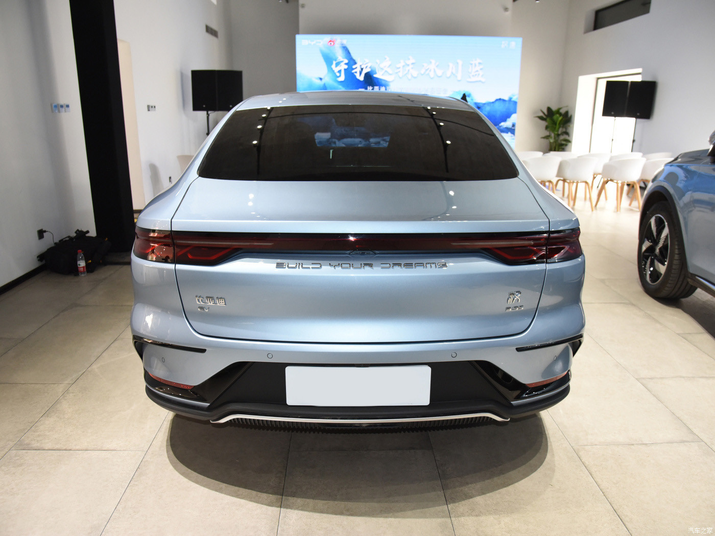 Han 2023 EV BYD Full Electric Car 610KM Four Drive Flagship Glacier Blue