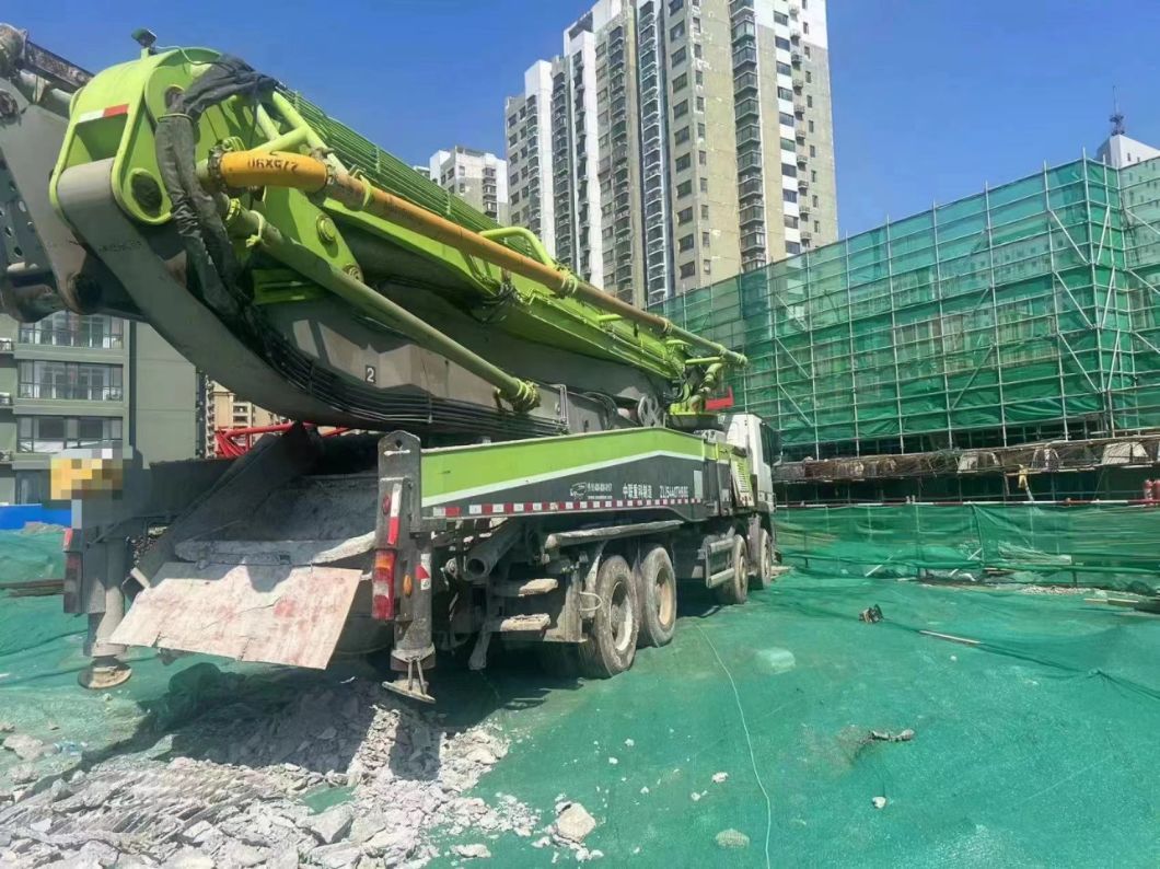 2020 Zoomlion 56m Concrete Pump Truck on Mercedes Benz Heavy Equipment Truck Mounted Pump Construction Machinery