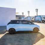 Compact And Cute Fast Charging Electric Car Q2 High Speed Pure Electric Car