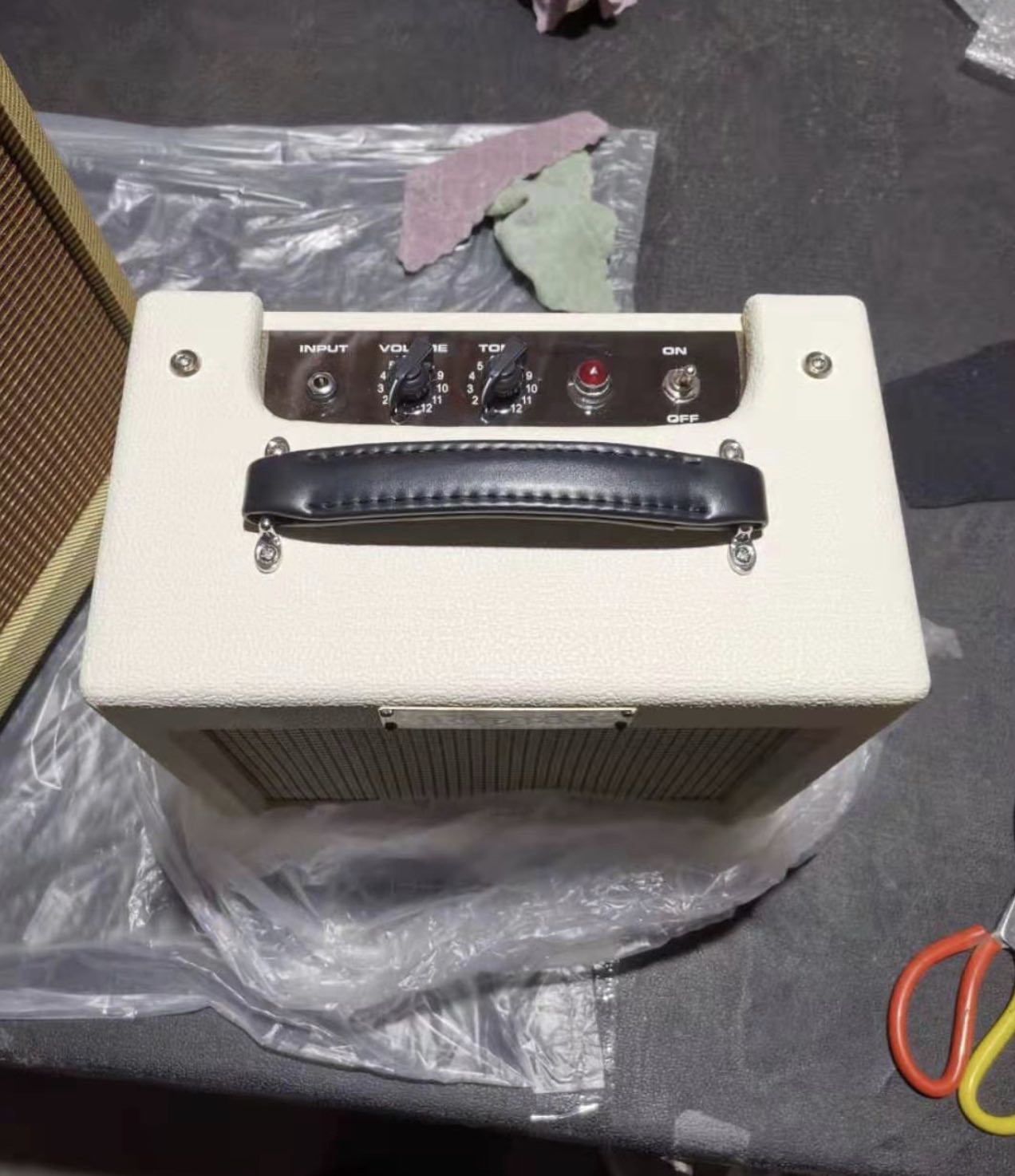 Custom 1*8 Inch Grand Boutique 5W Class A Valve Vintage Style Tweed White Black Tolex Guitar Amplifier Tube Amp Combo