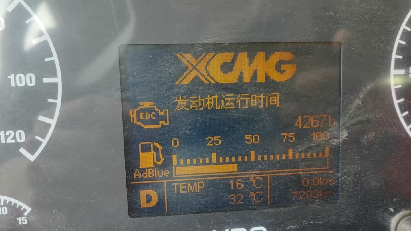 Extremely Efficient XCT85L7 85 Ton Mobile Hydraulic Truck Crane Heavy Lifting Equipment