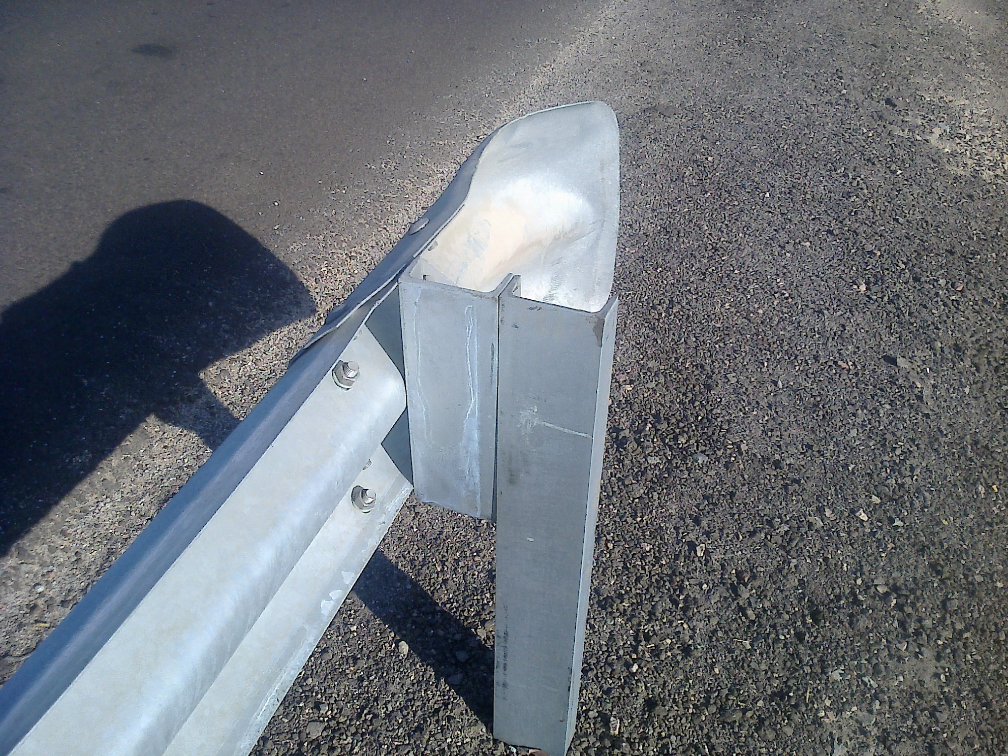 Customized Hot Dip Galvanized Highway Guardrail 345 Material