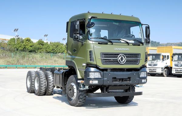 Medium Diesel Cargo Truck Chassis 4X4 6X6 Off Road Chassis For Logistics