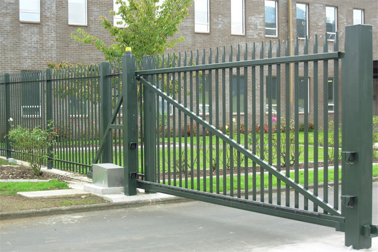 High Security Steel Palisade Fence With Razor Barbed Wire For Protection Zone