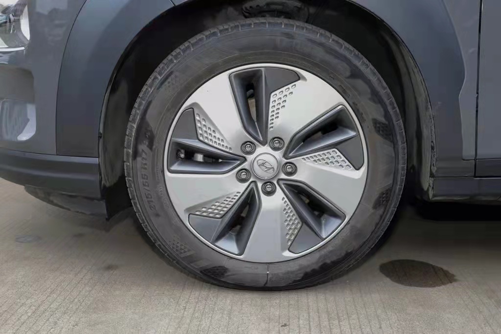 ENCINO 2024 4 Wheels 5 Seats Powerful Engine Electric Car With Fast Charge 0.67h and Protection for Market
