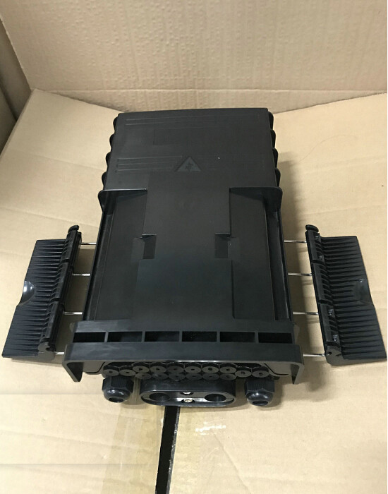 9 SC PP FTTH Drop Cable Box With 1x8 PLC Splitter