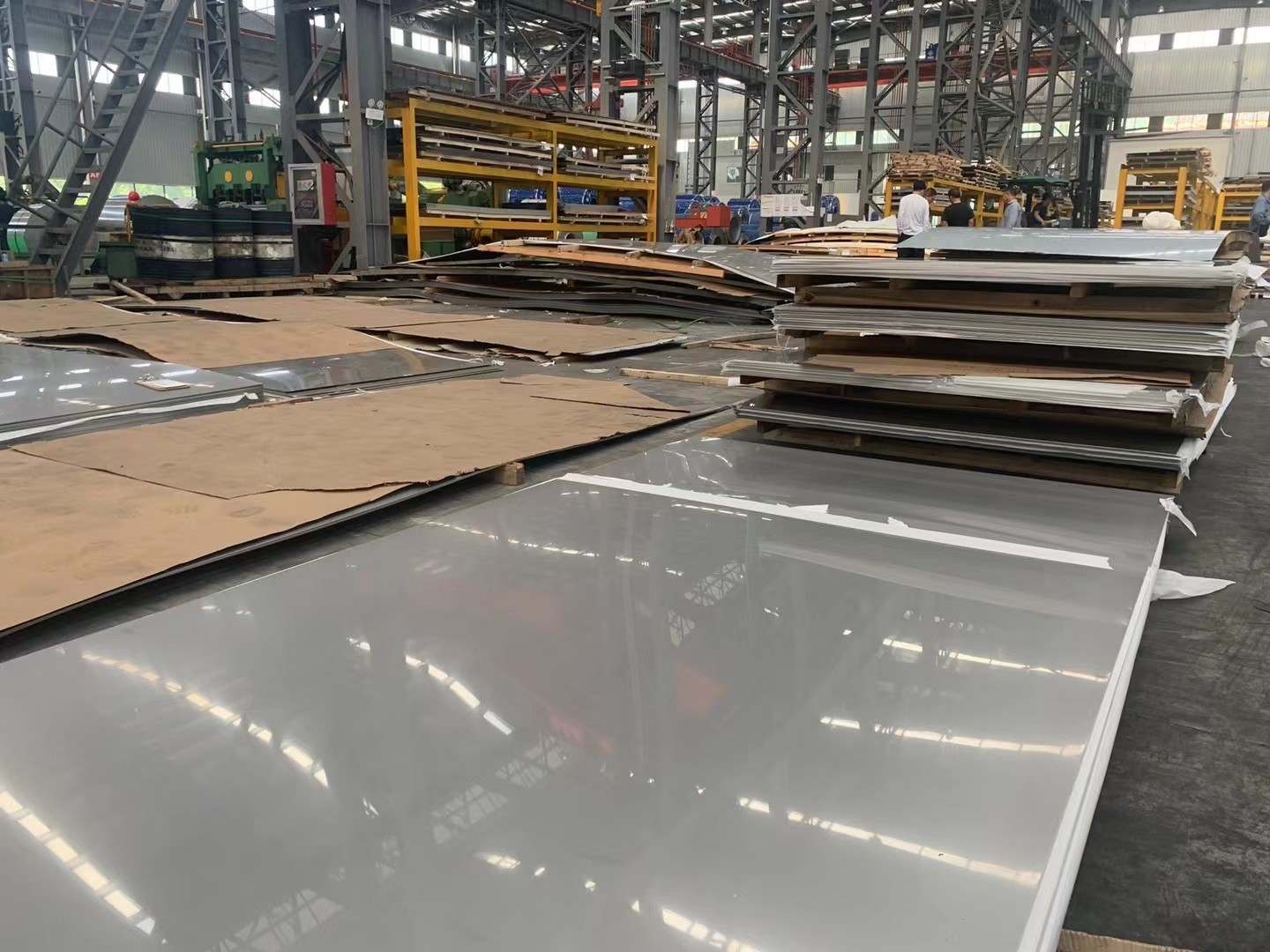High Manganese Wear Resistant Steel Plate Chromium Carbide For Buckets