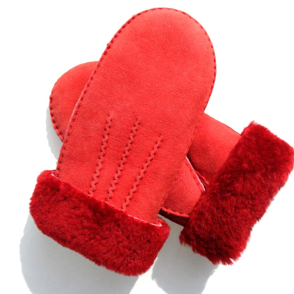 Wholesale sheepskin warm gloves mittens in winter