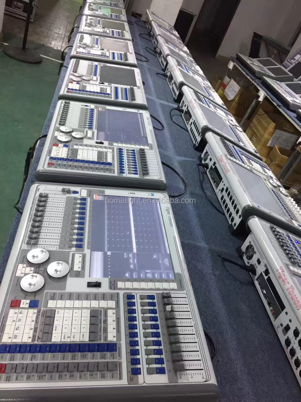 Tiger Console Touch TT DMX Console for Advanced Stage Lighting Control