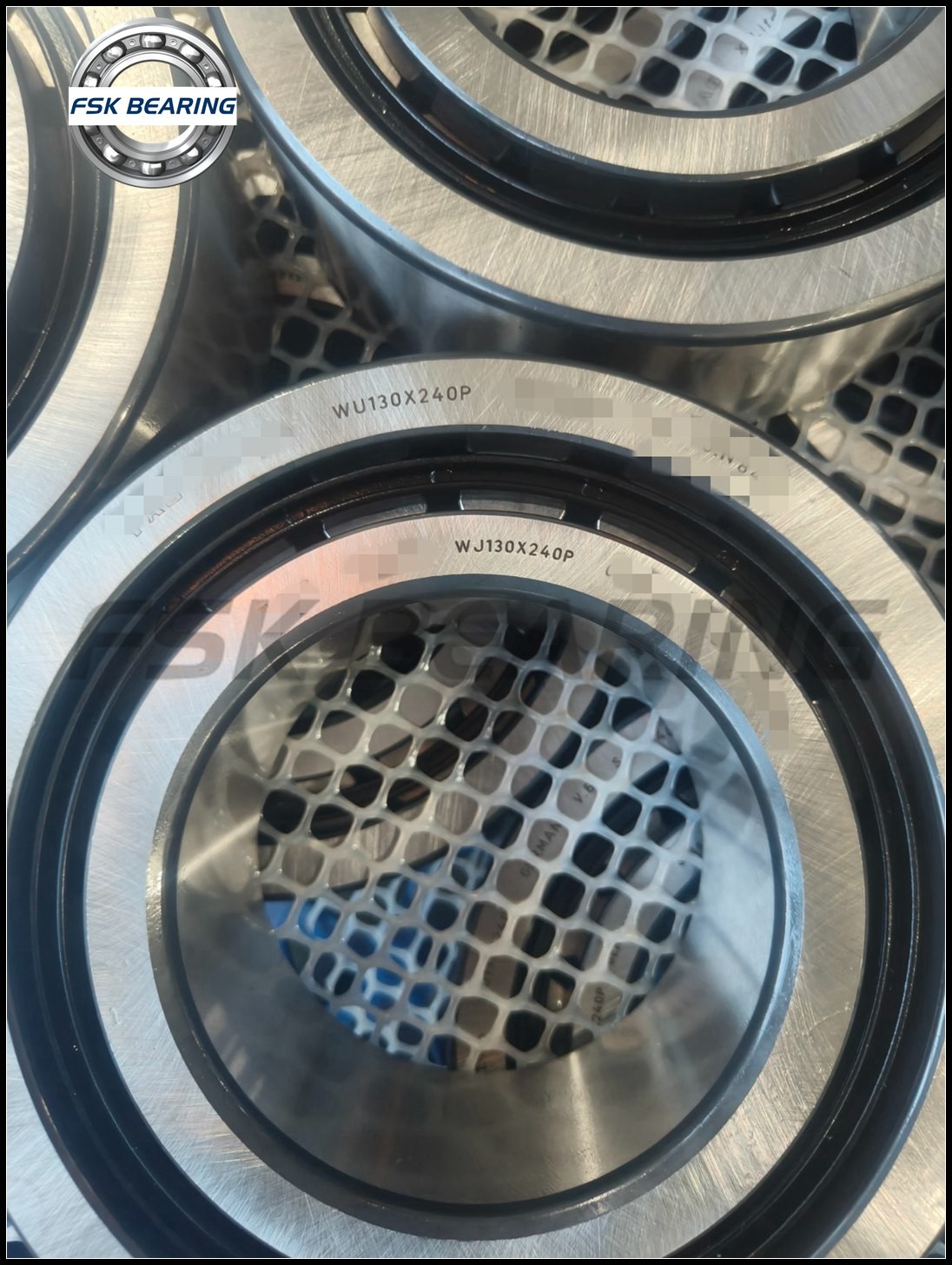WJ/WJP 130x240P Railway Locomotive Bearing With Polyamide Cage / Metal Cage