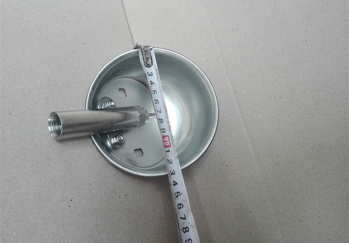 Gray Color Cow / Pig Water Bowl Different Size SS304 Materials High Strength