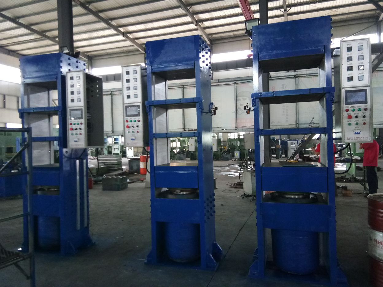 Vulcanizer for Aeril Work Platform Tyre Rubber Solid Tyre Tires Press Hot Press Machine