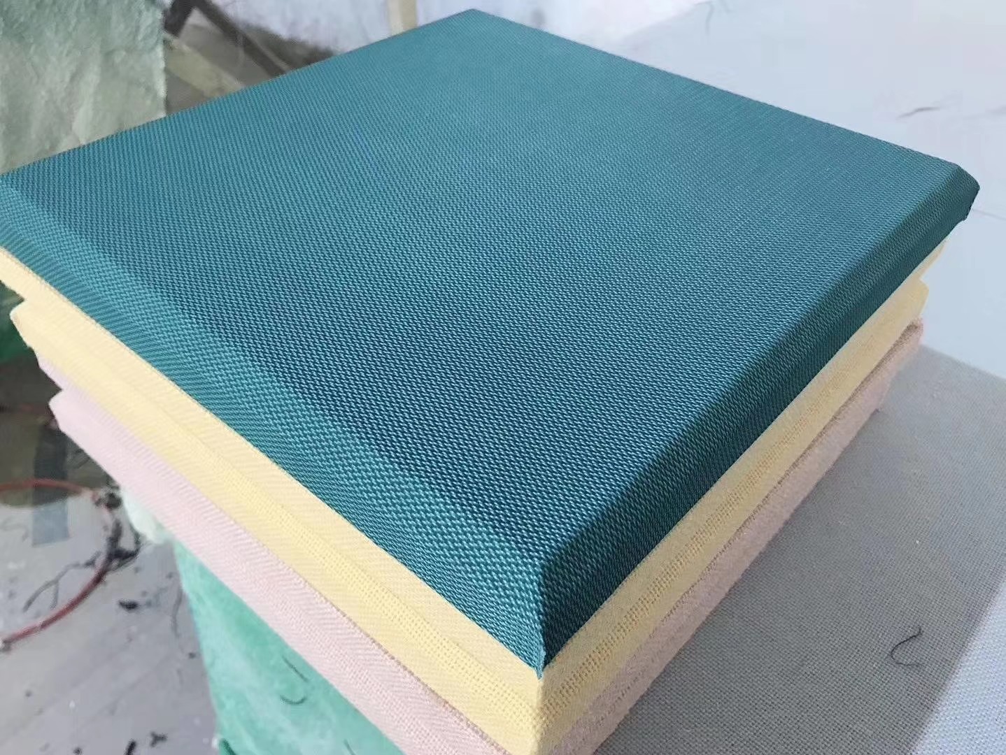 Anti Collision Sound Absorbing Board Flame Retardant Soundproof Art Panels 25/50mm