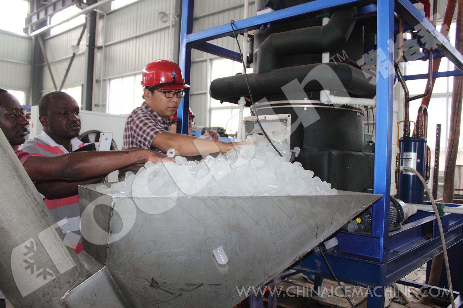 2 Tons Small Industrial Tube Ice Machine 2021 Design Field Maintenance and Repair Service