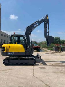 Quality Mini Crawler Excavator 5.8*2.0*2.1m Max. Digging Radius 6.1m similar to Komatsu PC60 wholesale