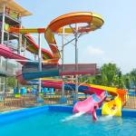 Sturdy Spiral Pool Slide Outdoor Water Slide Equipment Wear Resistance