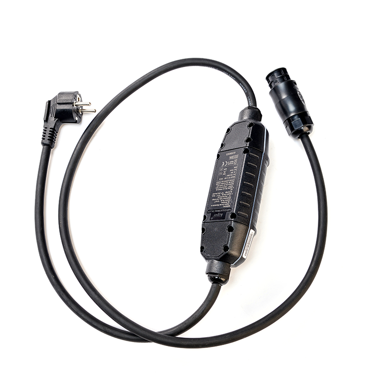 Home Voltage Rate 16A/250V Angled Schuko Plugs And Sockets With Betteri BC01 Connector