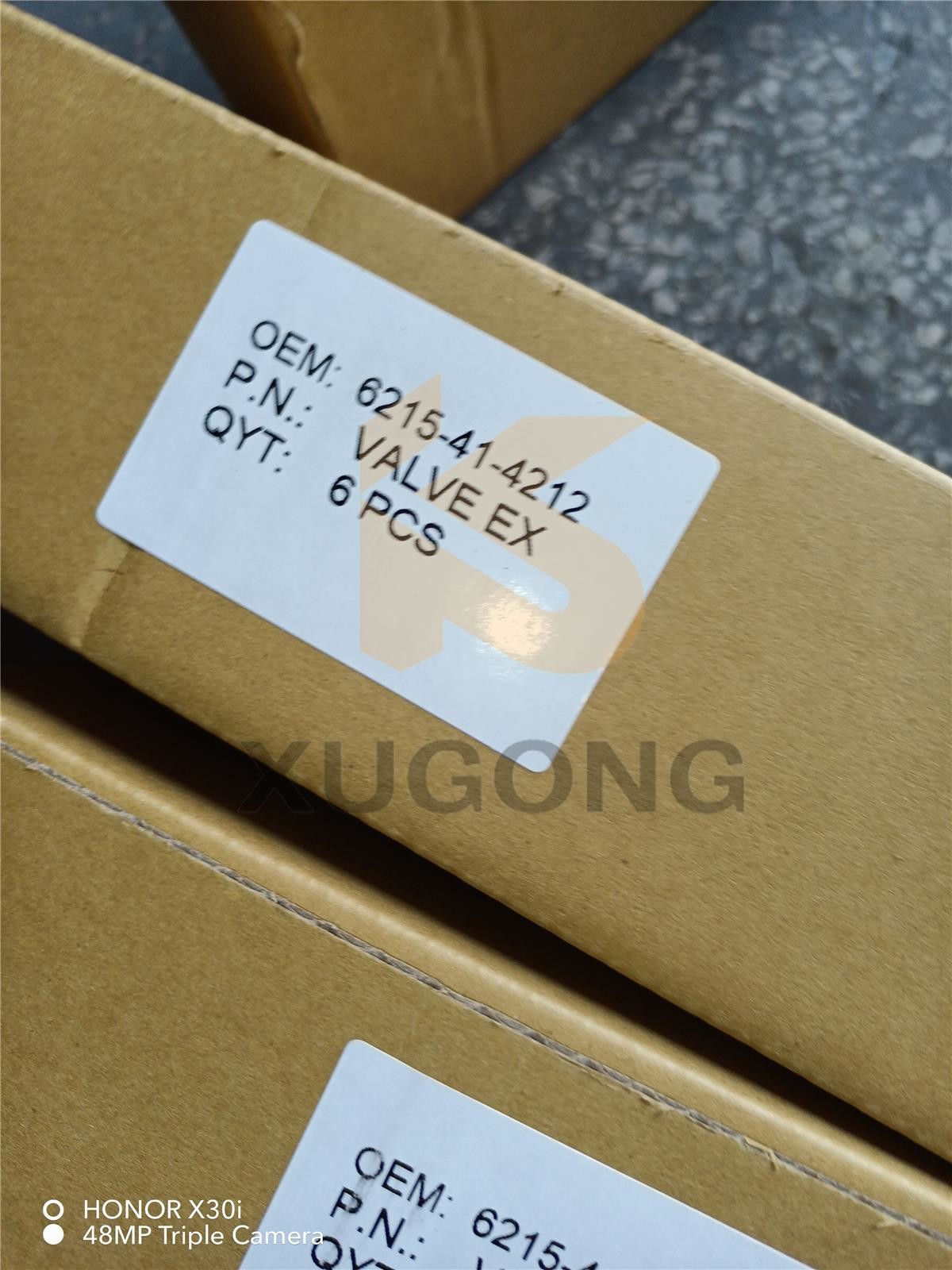 Engine Parts VALVE EXHAUST 6215-41-4212 6215414212 For Engine D275A-5 SAA6D140E-3