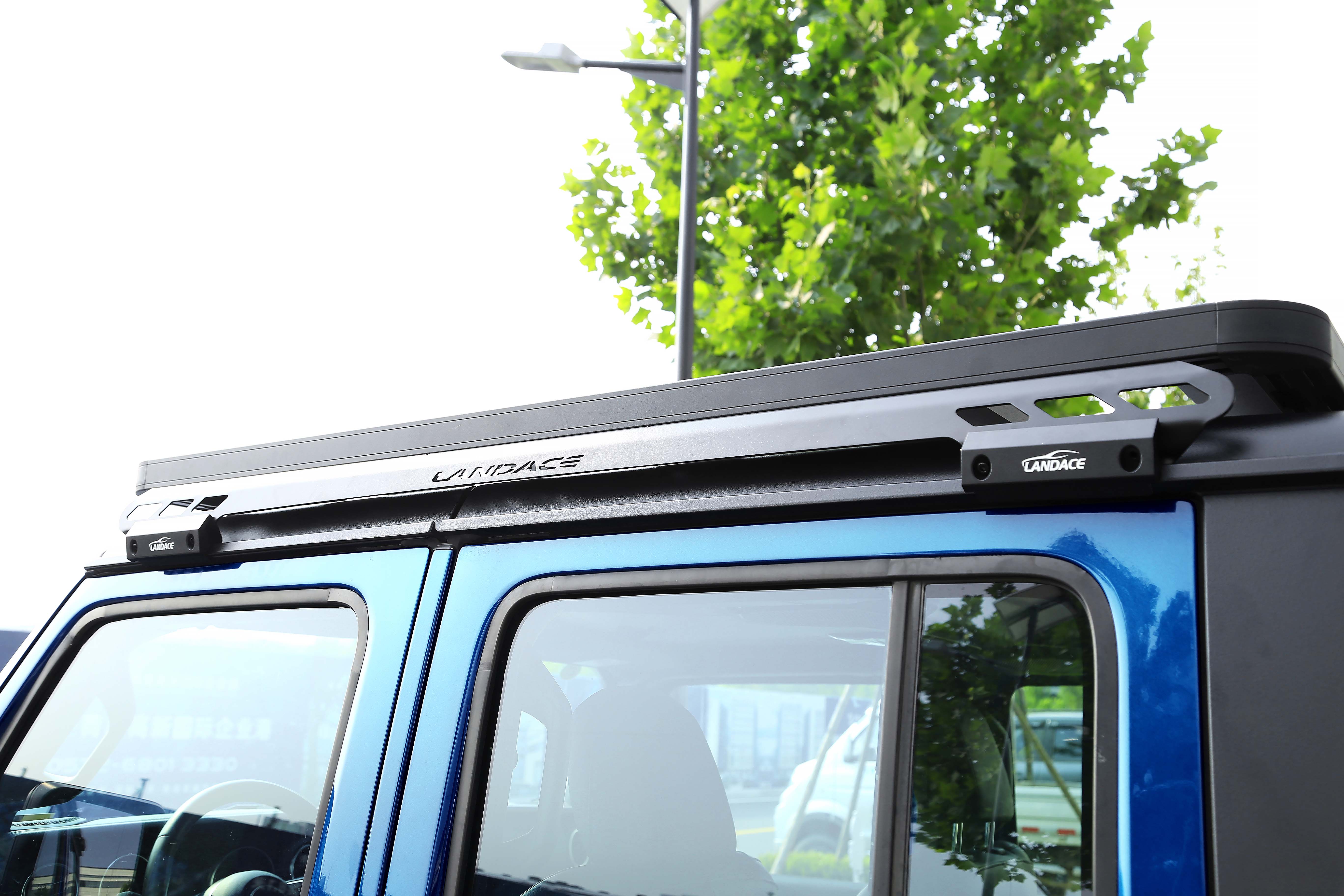 Jeep Roof Rail Rack Aluminum Roof Rack Cargo Carrier with 200kg Weight Capacity