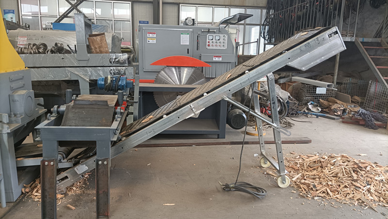 Diesel Mobile Wood Chipping Machine pto Wood Chipper,Drum Wood Chipper Malaysia Wood Crusher Machine