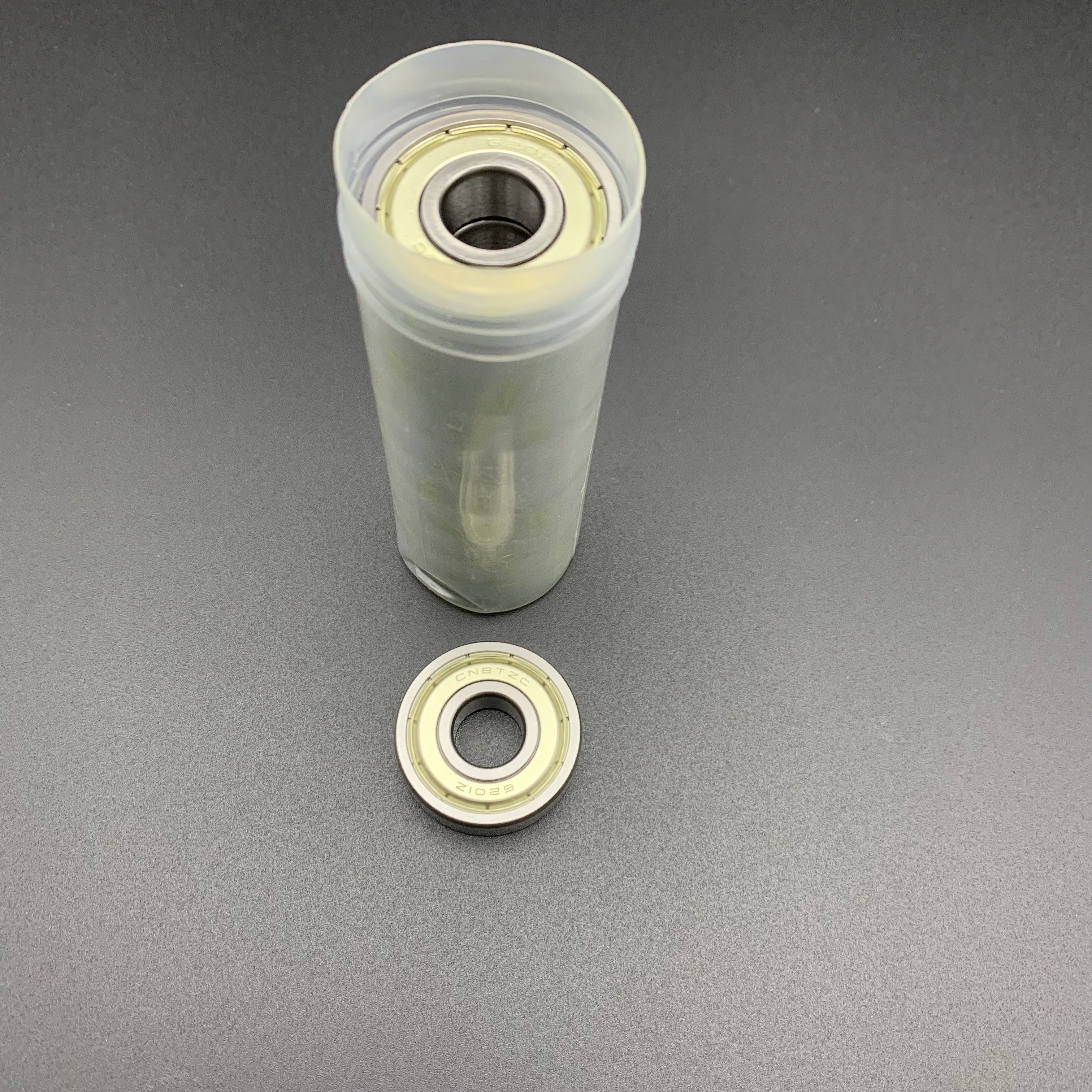 6005 2RS Deep Groove Ball Bearing 25x47x12mm Radial Roller Single Row Sealed