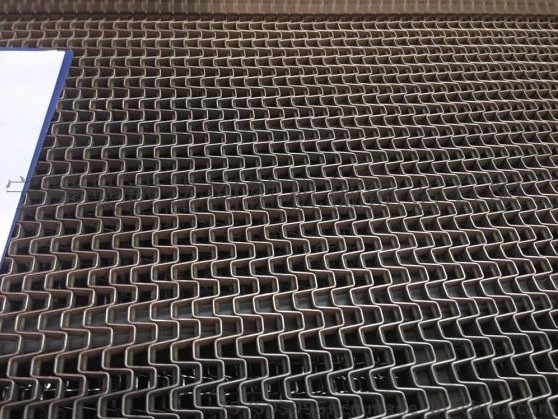 35*50mm JIS DIN Honeycomb Stainless Steel Wire Belt