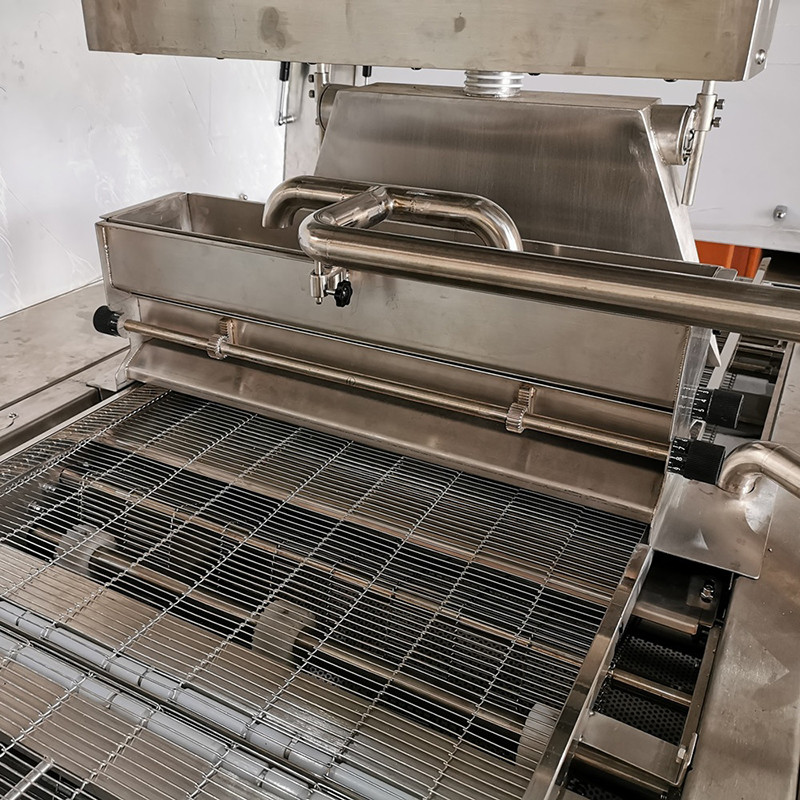 stainless steel Chocolate Enrobing Machine High Efficiency For Factory use