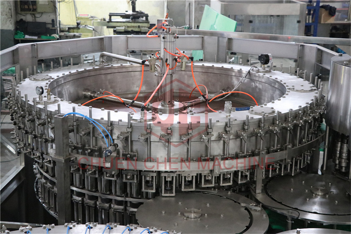 60-60-15 Carbonated Soft Drink Filling Machine For 330ml-1500ml Bottle