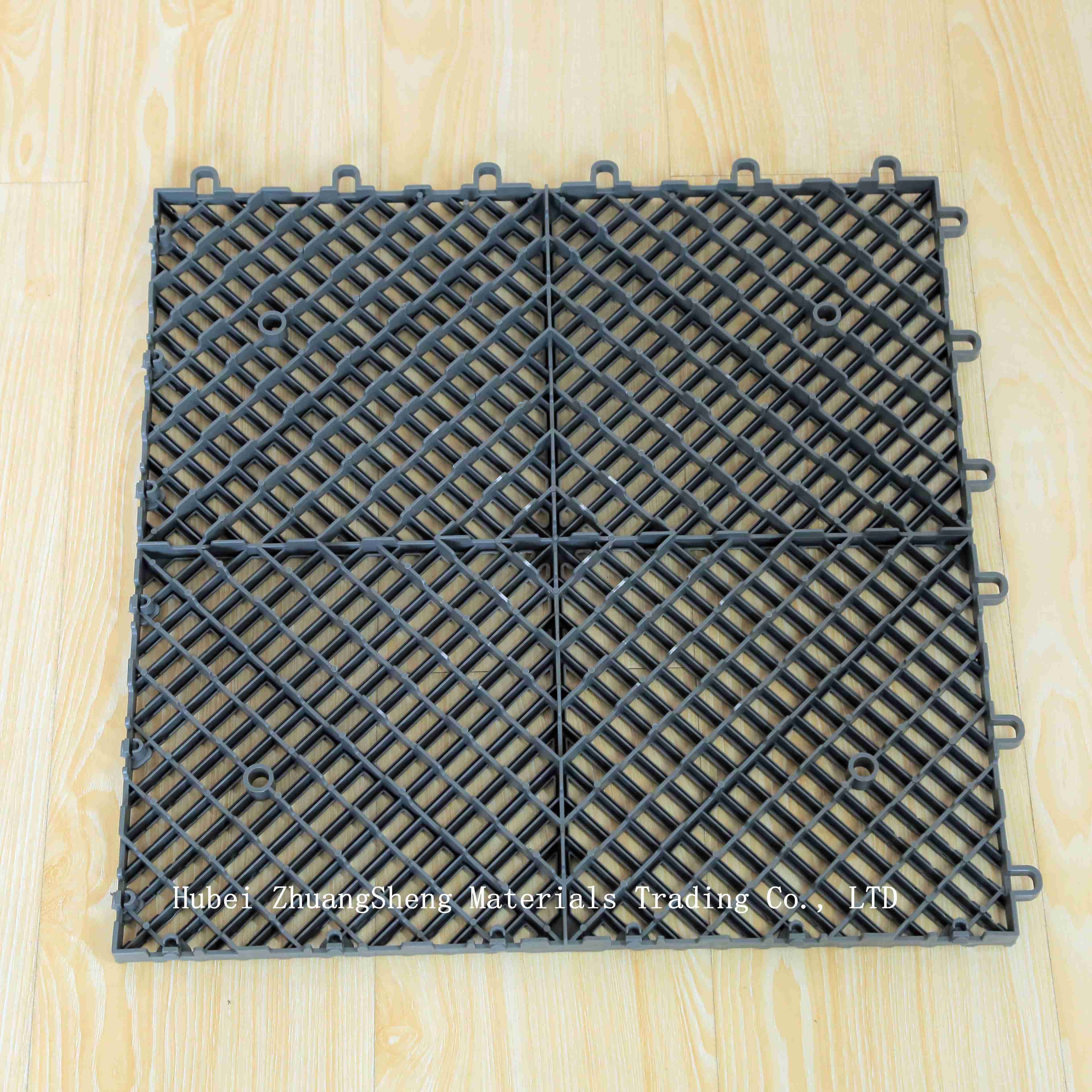 1.8mm Plastic Floor / Plastic Permeable Floor / Modern Interlocking PP Flooring Indoor Sports Plastic Floor Mats