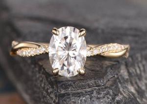 Quality Mossianite 2.5ct Oval Engagement Ring 18K Rose Gold Material wholesale