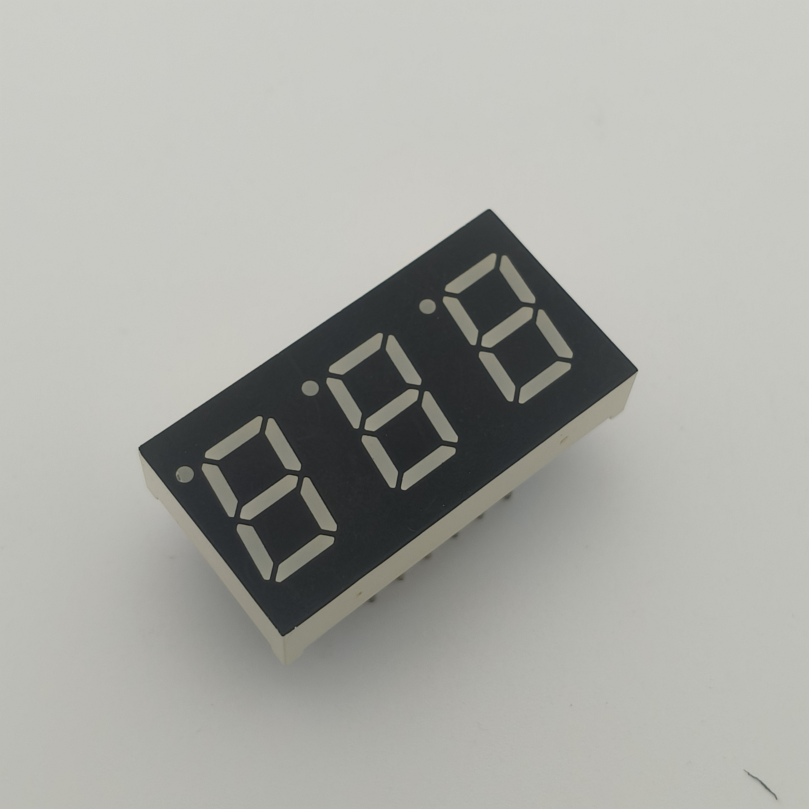 Customized Orange Color 7 Segment LED Display Triple Digit Common Anode