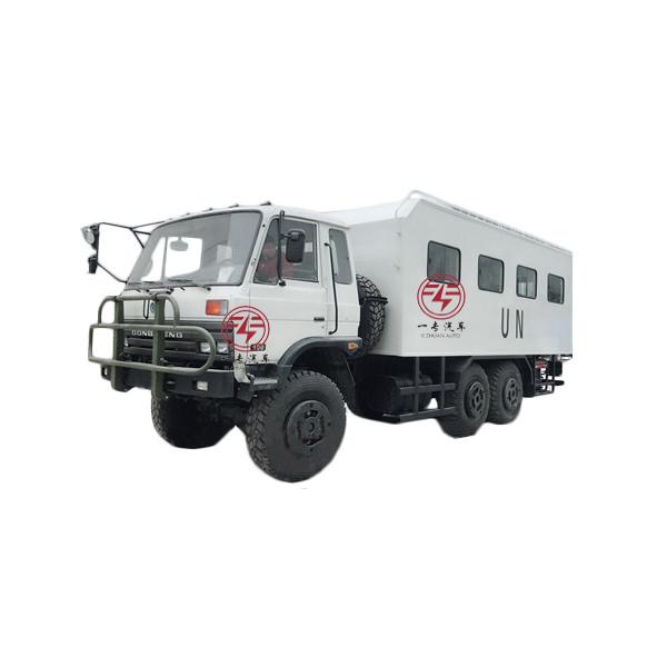 4-6L Engine Capacity 6x6 Desert 30 Seats Crew Bus for Africa Passenger Transport