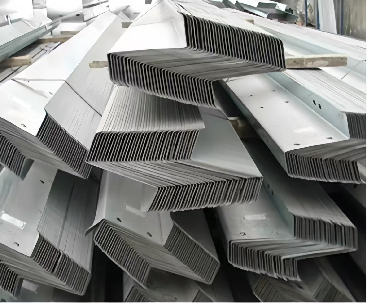 Broiler Farm Plastic Slatted Dung Leaking Board Poultry Slat Floor For Chicken Chick Duck Goose