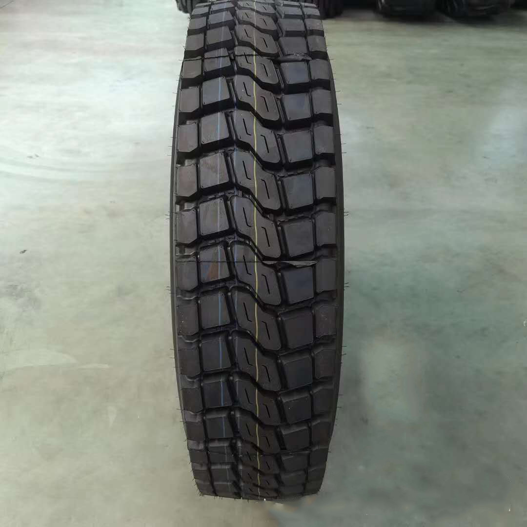 12R22.5 Vacuum Van Truck Trailer Tires Drive Wheel Tread Deepening Anti-Zap Tire