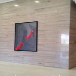 Hot selling big slab polished wood grain marble tile