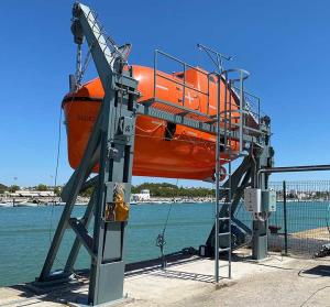 Quality CCS, BV, ABS, DNV-GL, RMRS, EC, MED Approved SOLAS 10-150 Persons Totally Enclosed Life Boat wholesale