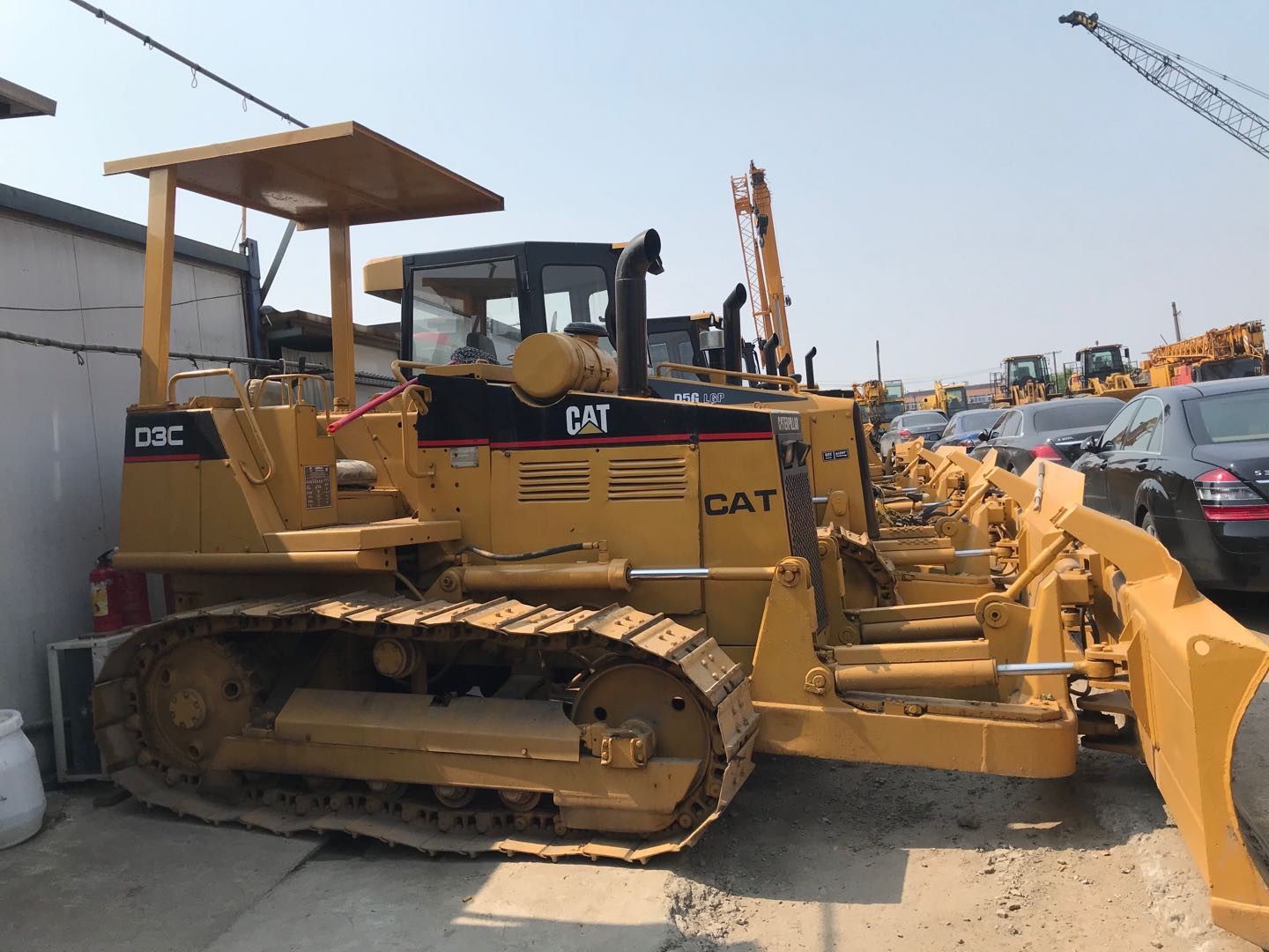Original Japan Used CAT D3C Bulldozer For Sale/Second hand Caterpillar D3C Bulldozer with 6 way blade