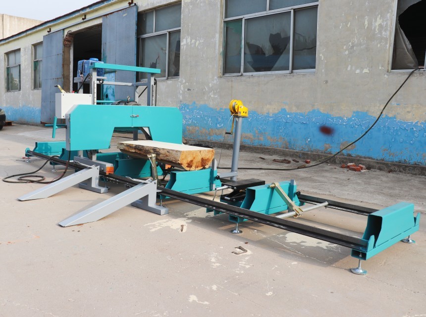 Cheap Mini Wood Sawmill Machine,Wood Cutting Band Sawmill,Diesel Portable Sawmill Mobile