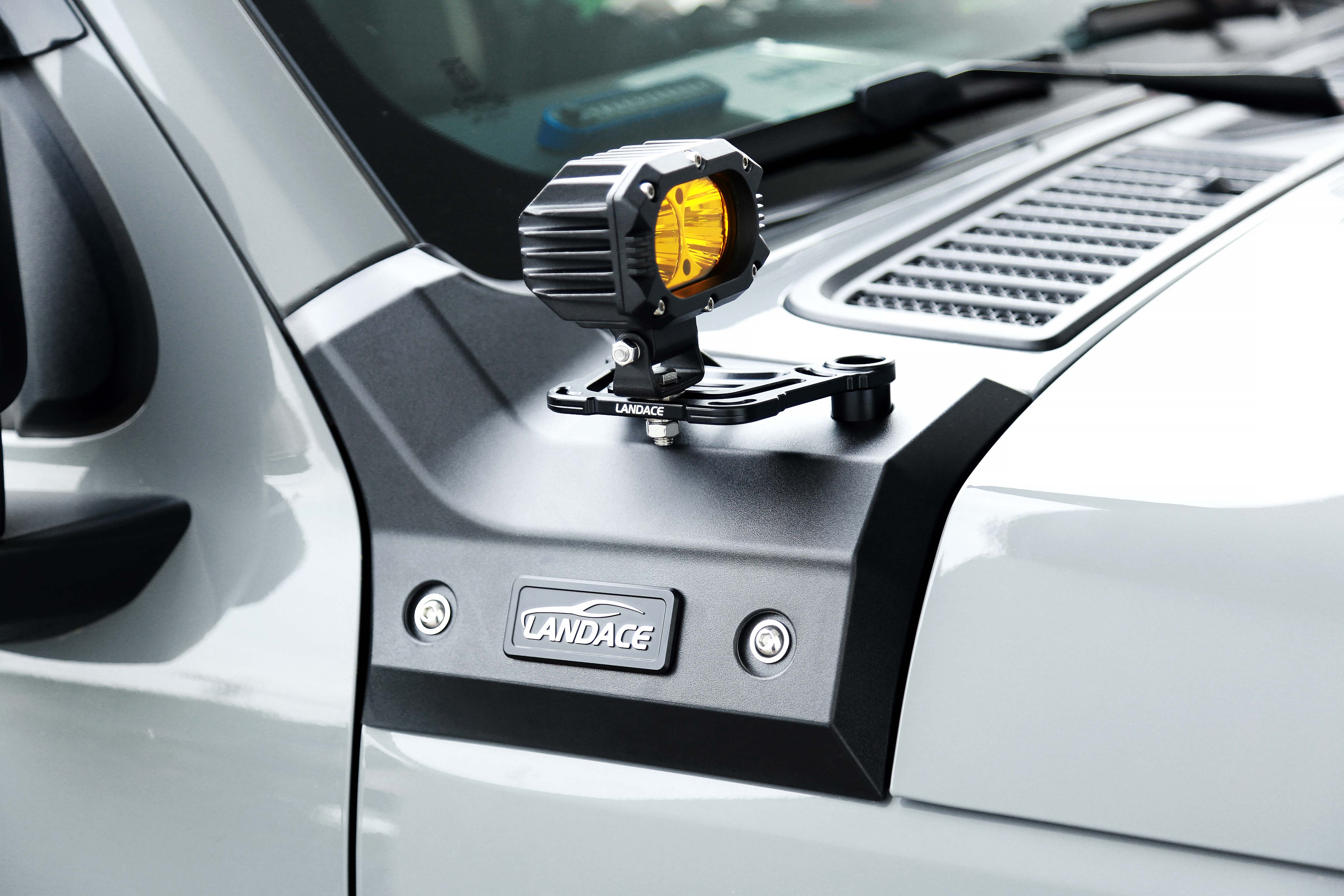 High- LED Driving Light Bracket A Pillar Light Mounting Brackets For Tank 300 2020-