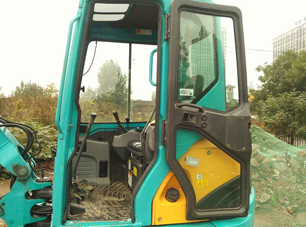 Top Sale mini Kubota 155 used excavator for Sale cheap 161-3s excellent performance