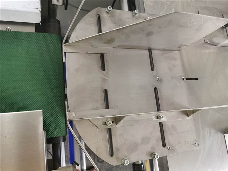 OEM Fruit Vegetable Packing Machine 600mm 100bags/min Pillow